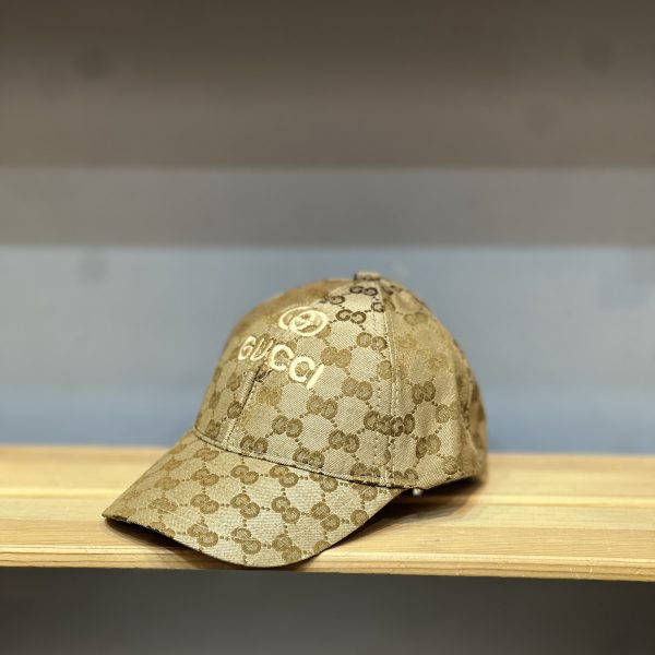 کلاه نقابدار